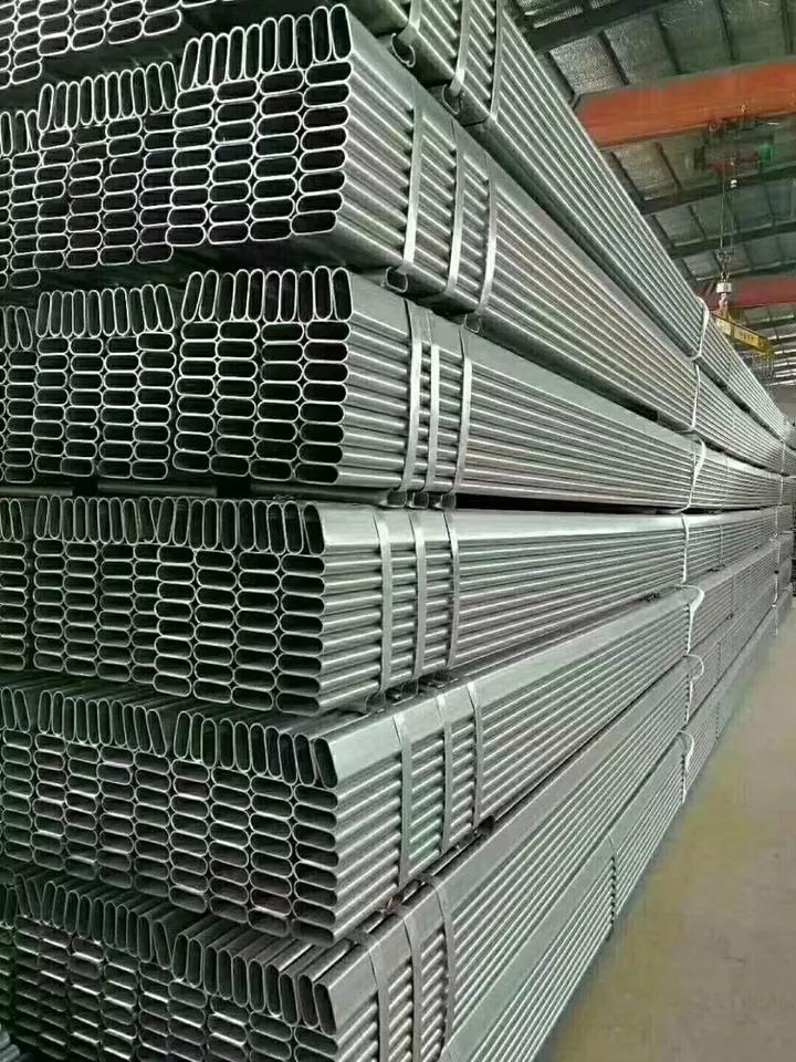 High Quality Building Material Iron Tube Hot Dipped Galvanized Square Rectangular Steel Pipe in Stock