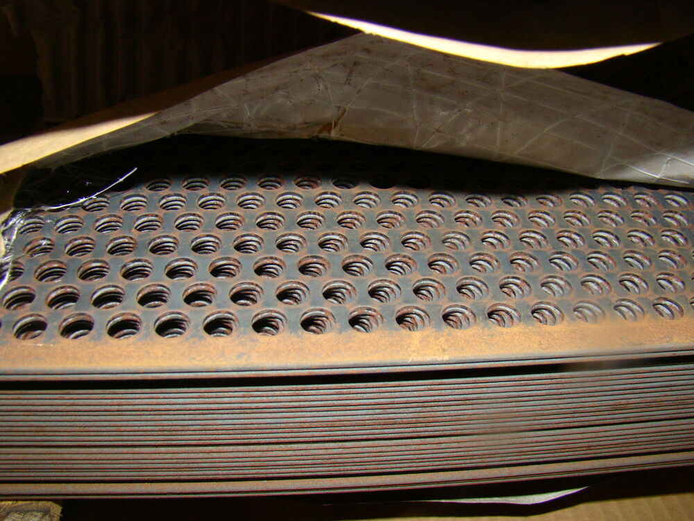 Perforated Metal Sheets Low Prices Galvanized 4x8 Carbon Steel 3mm Thickness From China Factory Supply 