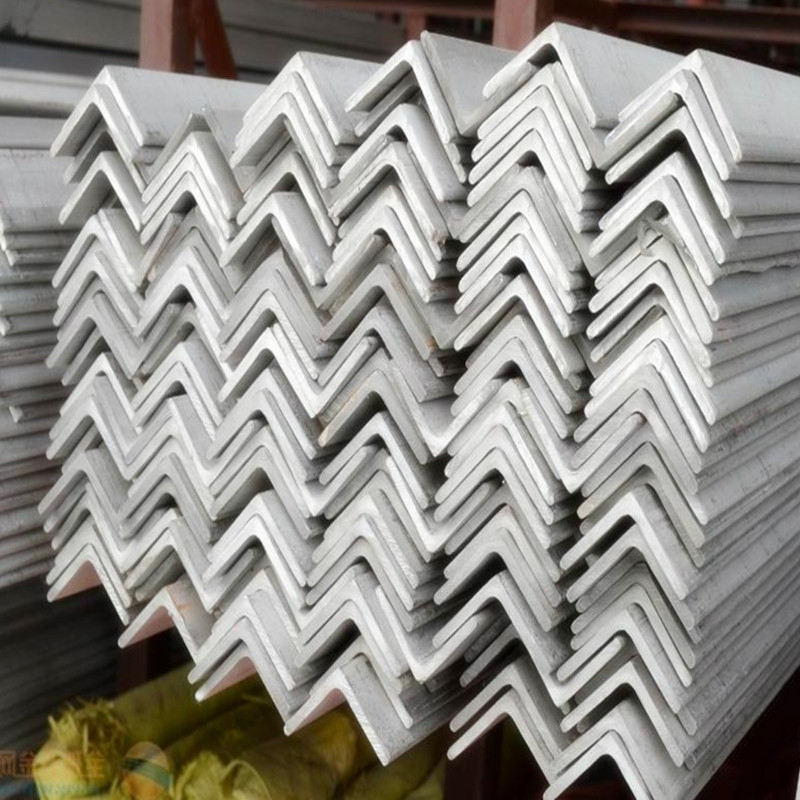 China Factory Q235 Q345 Steel Shape Hot Rolled Galvanized Steel Angle Bars for Construction Use